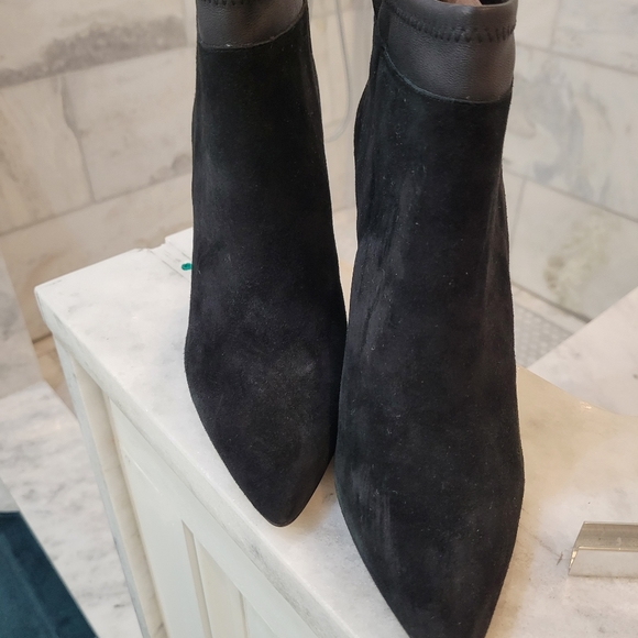 Brand new Renvy Cara Coupped Suede Ankle Boots 10 - Picture 3 of 8